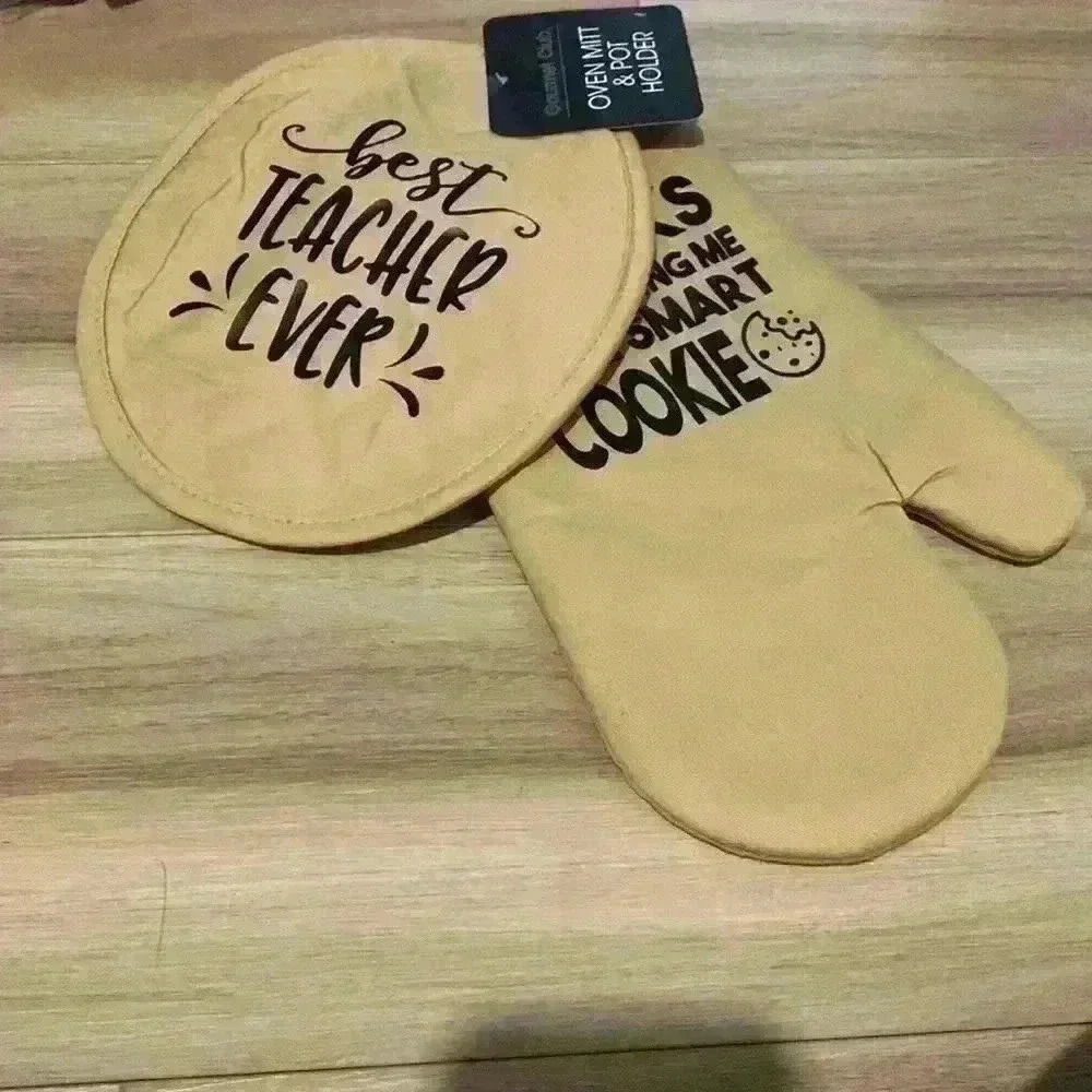 Oven  Mitt & Pot Holder Teacher Gift